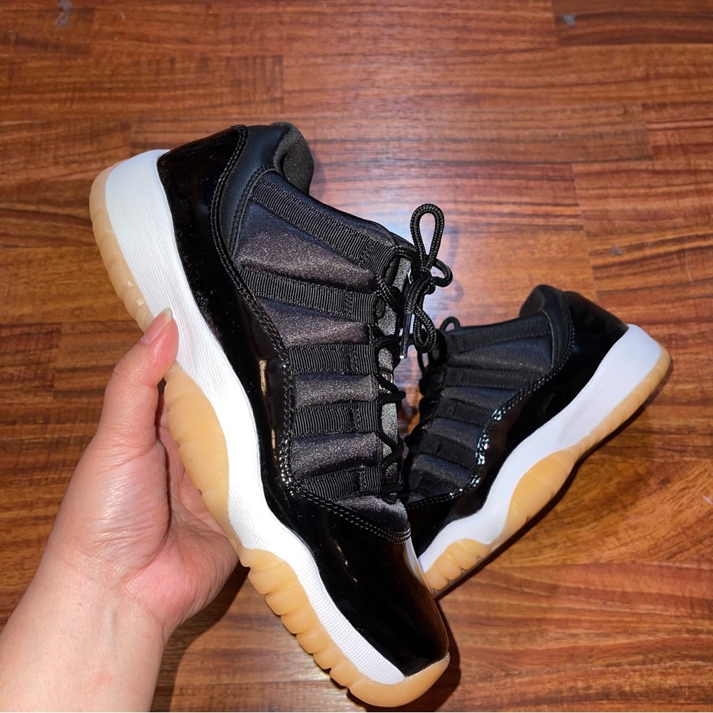 Jordan 11 Retro Low GG ‘Bleached Coral’